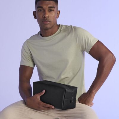 Boutique toiletry/accessory case Thumbnail